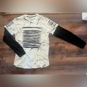 SWITCH REMARKABLE‎  Cream & Black W/zipper LONG SLEEVE T-Shirt XL D13